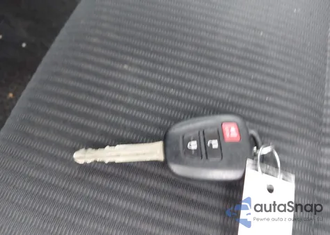 2018 Toyota Rav4 Le z USA, uszkodzony, nr VIN 2T3BFREV6JW715569